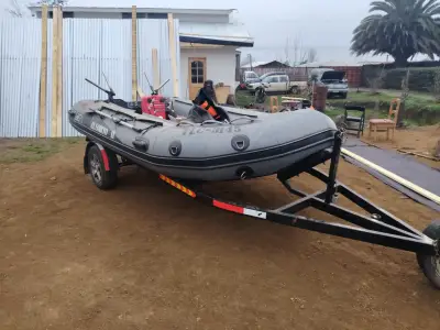 Bote inflable con remolque y accesorios - miniatura 4