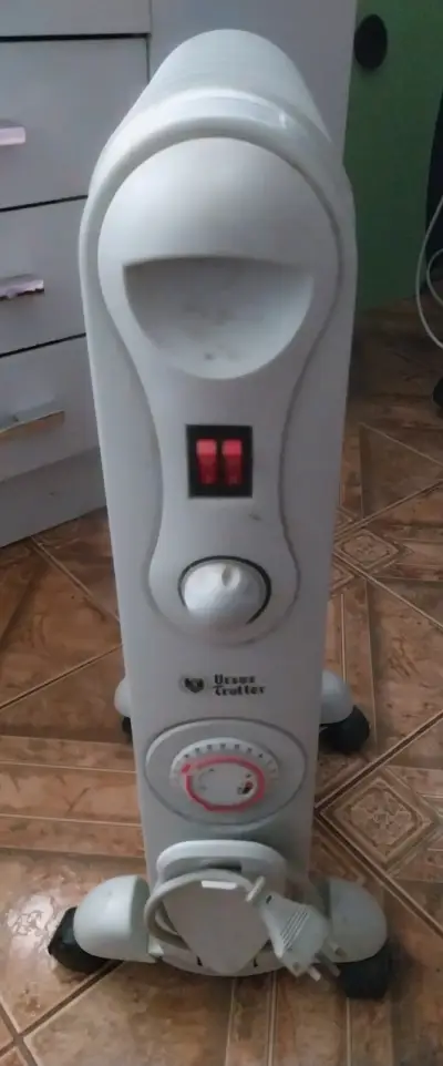 Calefactor eléctrico Ursus Trotter con termostato - miniatura 1
