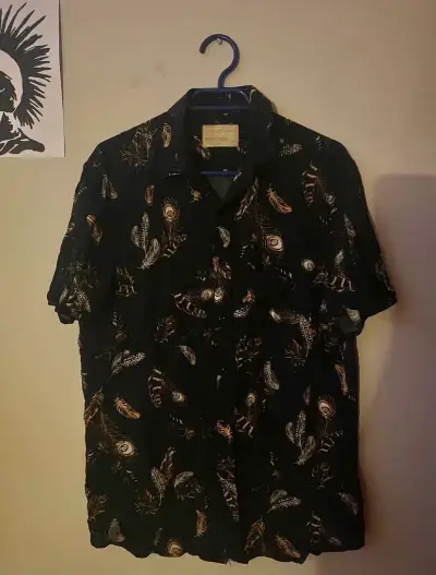 Camisa de hombre con diseño - miniatura 1