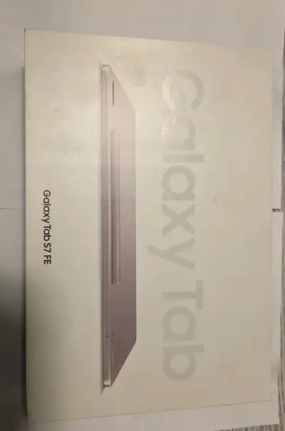 Tablet Samsung Galaxy Tab S7FE con S Pen y Keyboad - miniatura 1