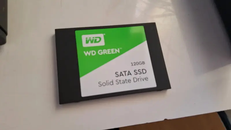 Disco Sólido WD Green 120GB SATA SSD - 1