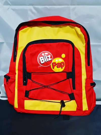 Mochila escolar Bilz y Pap roja y amarilla Nueva - miniatura 1