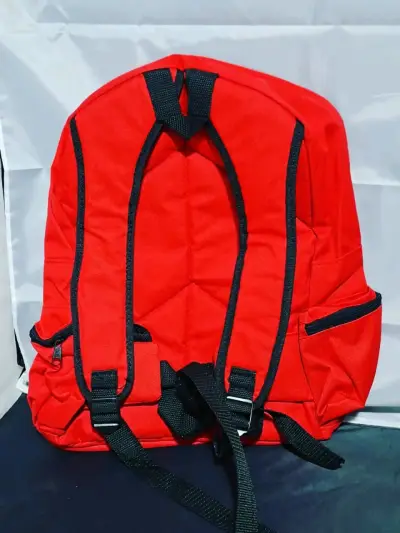 Mochila escolar Bilz y Pap roja y amarilla Nueva - miniatura 2