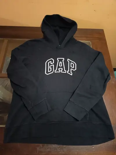 Polerón con capucha negro GAP talla XL - miniatura 1
