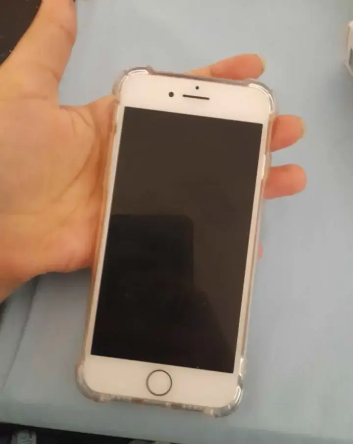 iPhone 8 en buen estado - 1