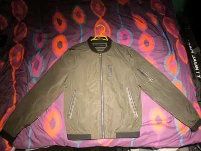 Chaqueta bomber Zara verde para hombre - miniatura 4