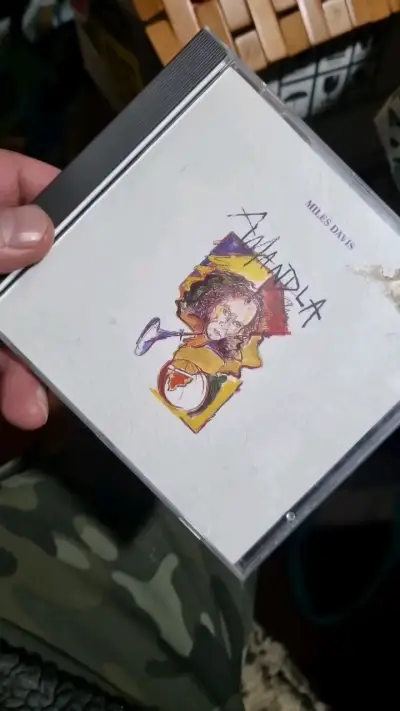 CD de música 'Amandla' de Miles Davis - miniatura 1