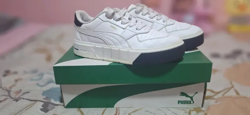 Zapatillas deportivas blancas Puma para niñas - 5