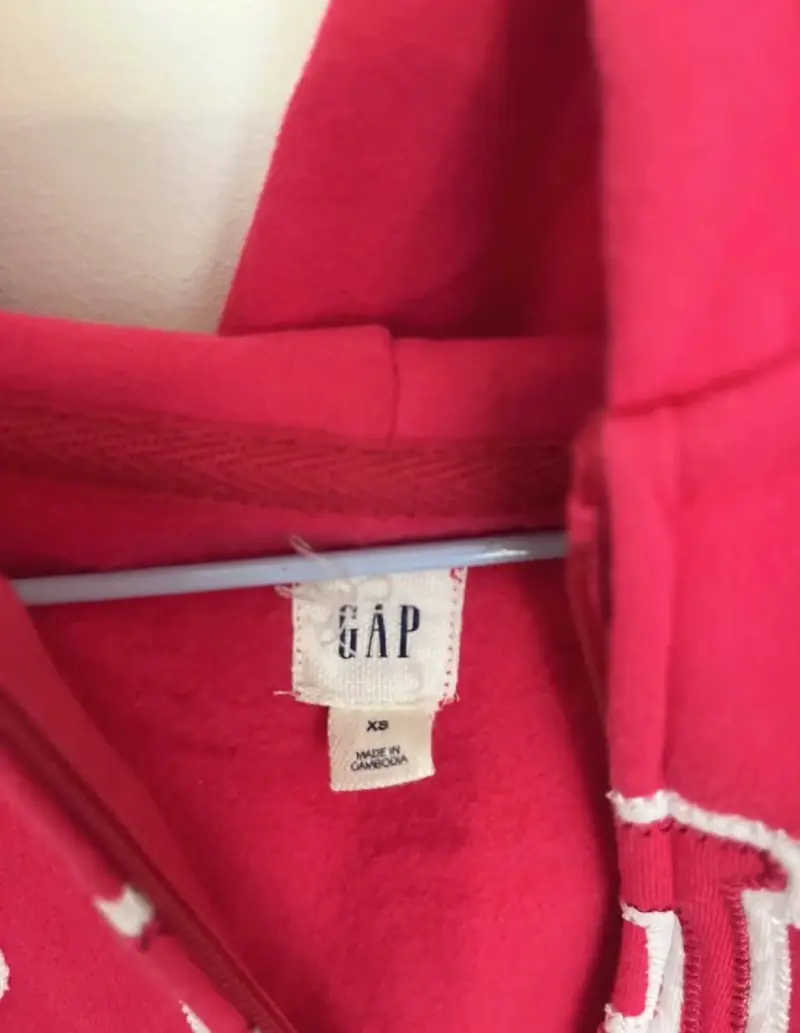 Polerón con capucha rosa GAP para mujer - 3