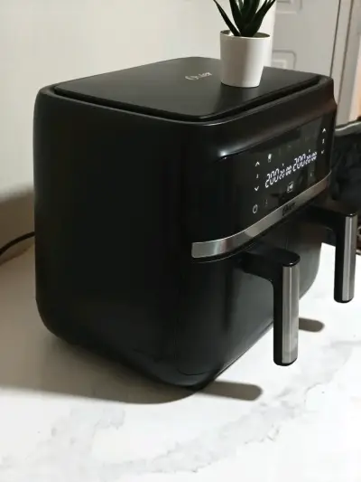 Freidora de Aire Oster Negra con Pantalla Digital - miniatura 4