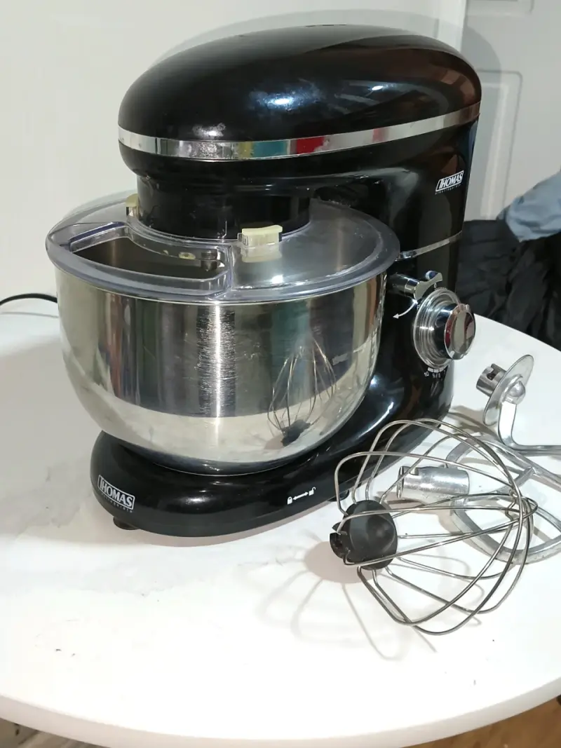Batidora de pie Thomas con accesorios - 2