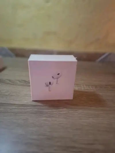 AirPods Pro 2da Generación con Estuche MagSafe - miniatura 1