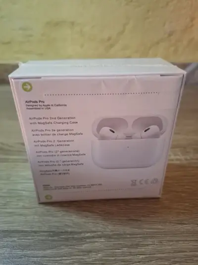 AirPods Pro 2da Generación con Estuche MagSafe - miniatura 2