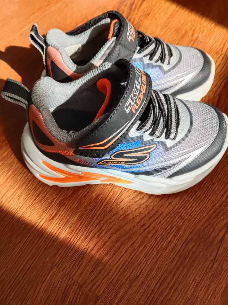 Zapatillas Skechers Flex Glow para niños talla 21 - 1