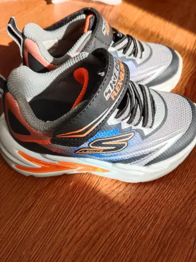 Zapatillas Skechers Flex Glow para niños talla 21 - miniatura 2