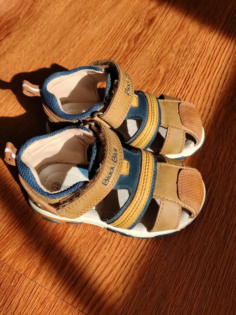 Sandalias Black And blue talla 22 - 1
