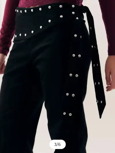Pantalones negros con cinturón de ojales - miniatura 2