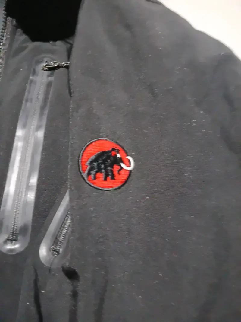 Chaqueta Softshell Negra Mammut para Hombre - 2