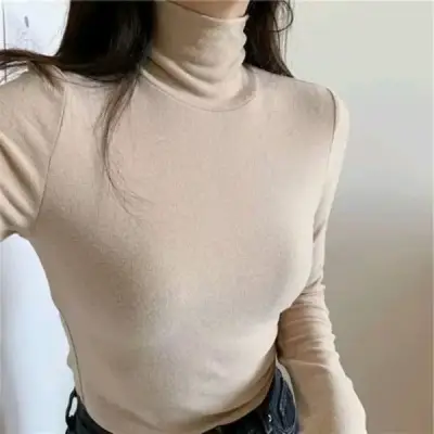Polera cuello alto beige para mujer - miniatura 1