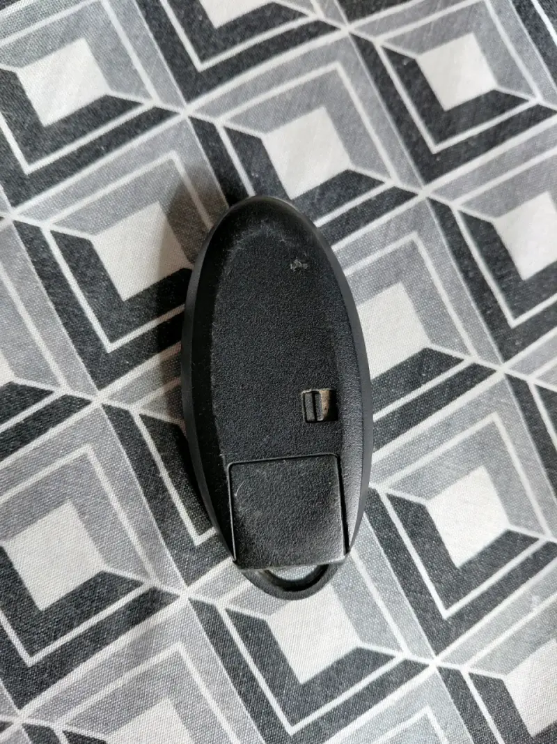 Llave inteligente Nissan con control remoto - 3