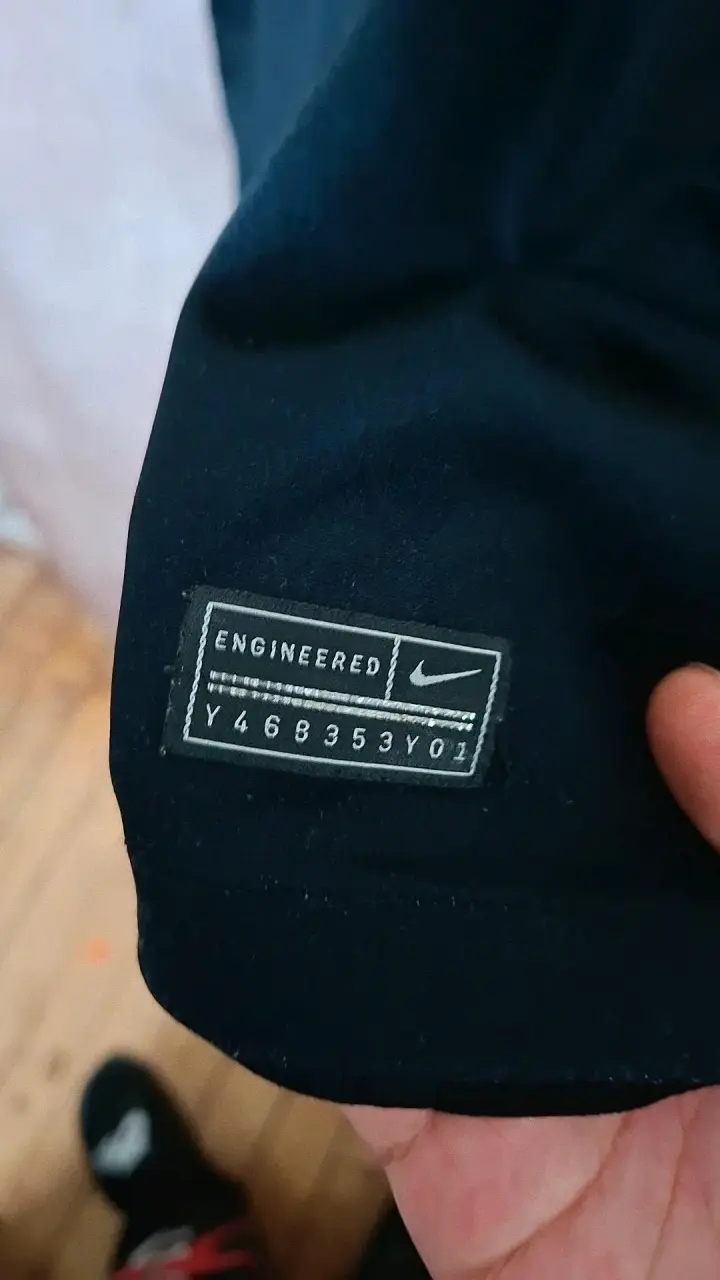 Polera deportiva Nike Inter de Milán negra - 3