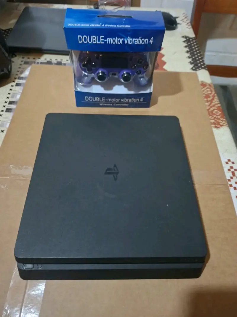 Consola PlayStation 4 Slim 1TB - 3