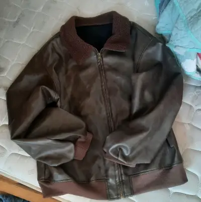 Chaqueta de cuero - miniatura 3