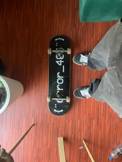Skate 8.38 - miniatura 1