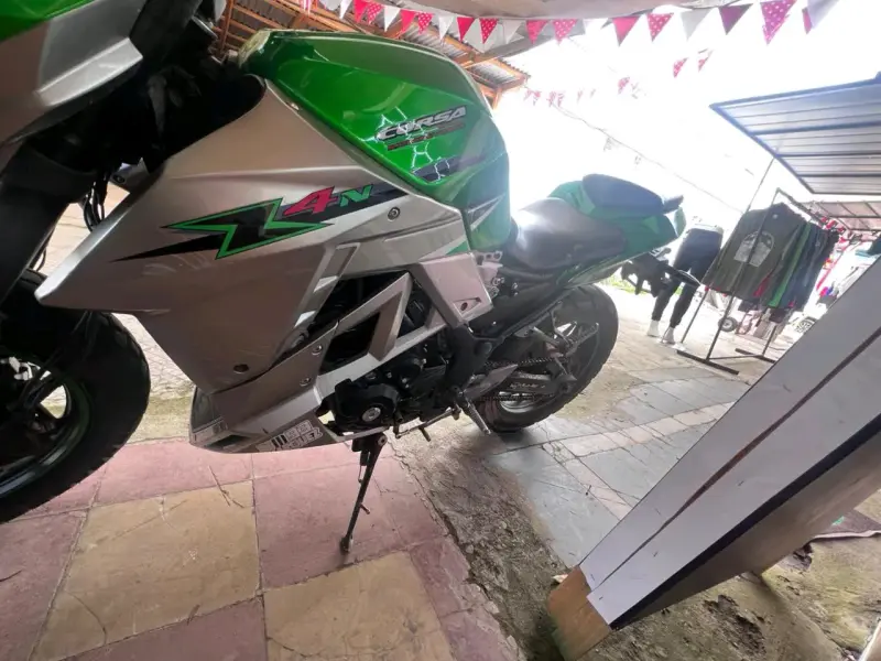 Motorrad corsa z4 - 1