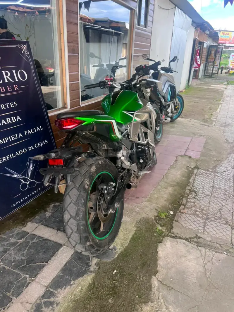 Motorrad corsa z4 - 3