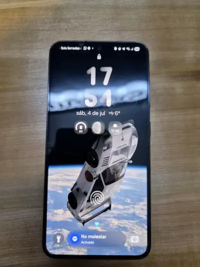 Samsung Galaxy S23 en buen estado con caja - miniatura 1