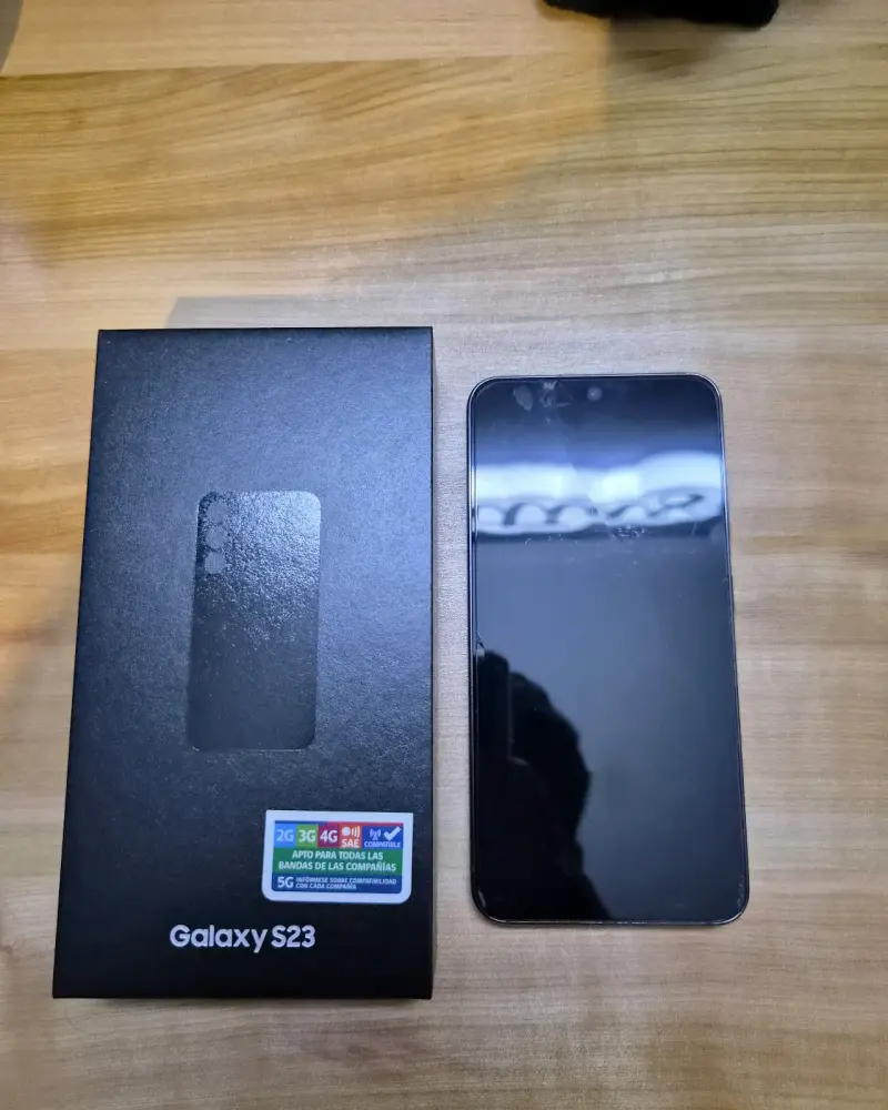 Samsung Galaxy S23 en buen estado con caja - 3