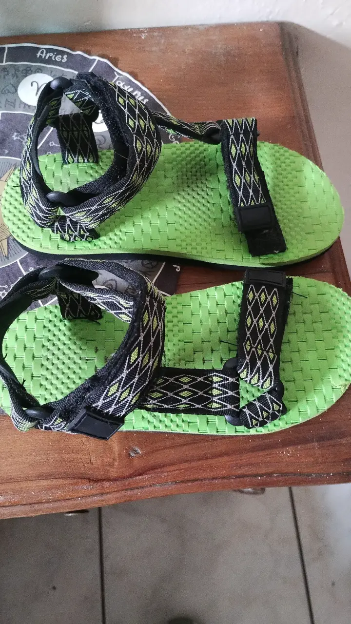 Sandalias deportivas verdes para niño 30 - 2