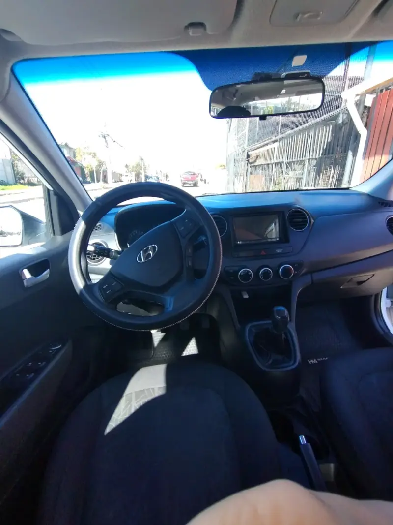 Hyundai Gran i10 sedan 2020 blanco - 4