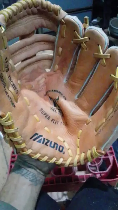 Guante de Béisbol Mizuno Profesional 11.75" - miniatura 2