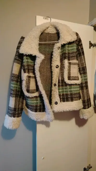 Chaqueta de lana con diseño a cuadros - miniatura 1