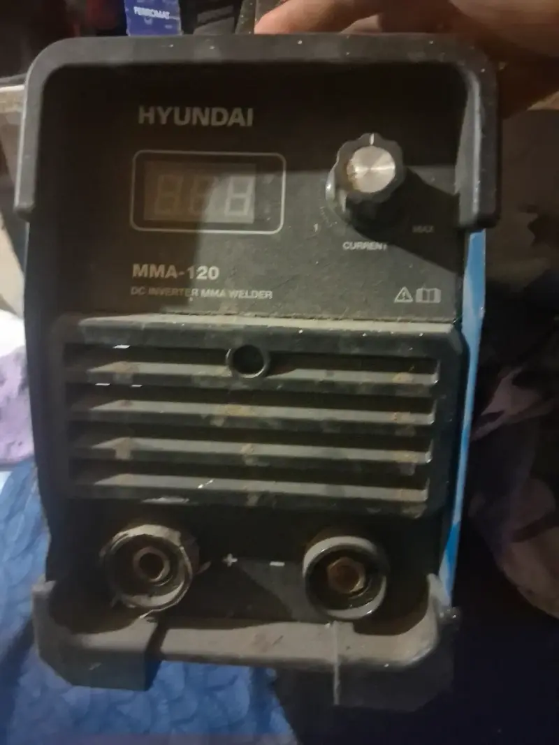 Soldadora Inverter Hyundai 160 Amp MMA-120 - 3