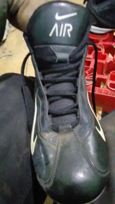 Botines de fútbol Nike Air negros con toperoles - miniatura 2
