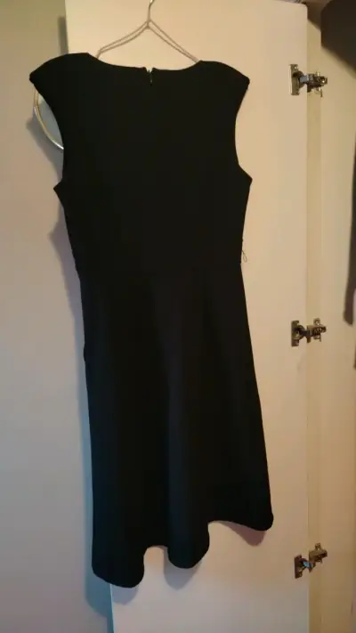 Vestido negro elegante Calvin Klein - miniatura 3