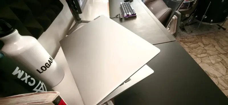 Lenovo Ideapad pantalla 2k - 4