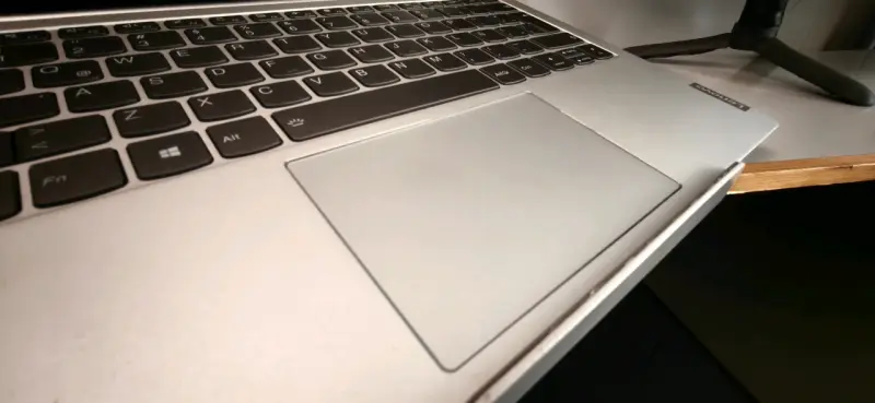 Lenovo Ideapad pantalla 2k - 5