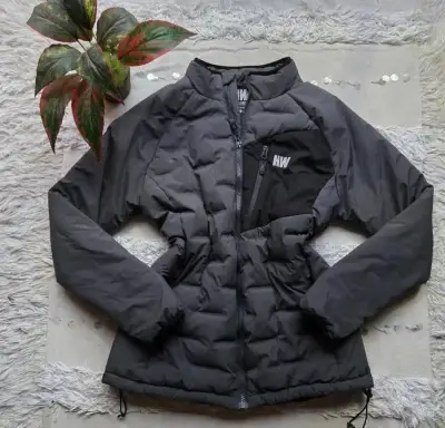 Chaqueta térmica negra HW para mujer - miniatura 1
