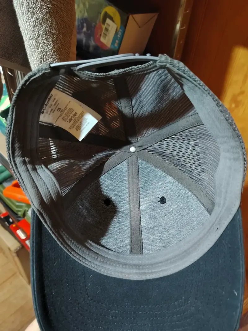 Gorra negra Columbia con diseño de montaña - 2