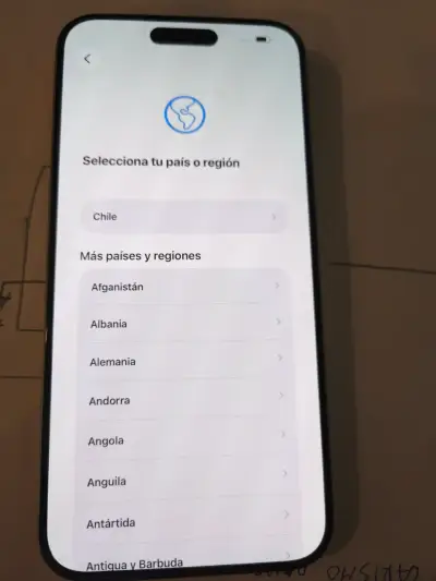 iPhone 15 Pro Max color Plata como nuevo - miniatura 2