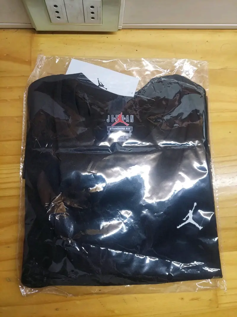 Polera para hombre en varios colores - 3