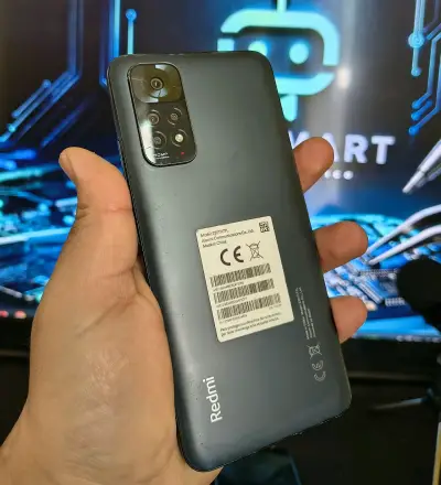 Smartphone Xiaomi Redmi Note 11 en buen estado - miniatura 2