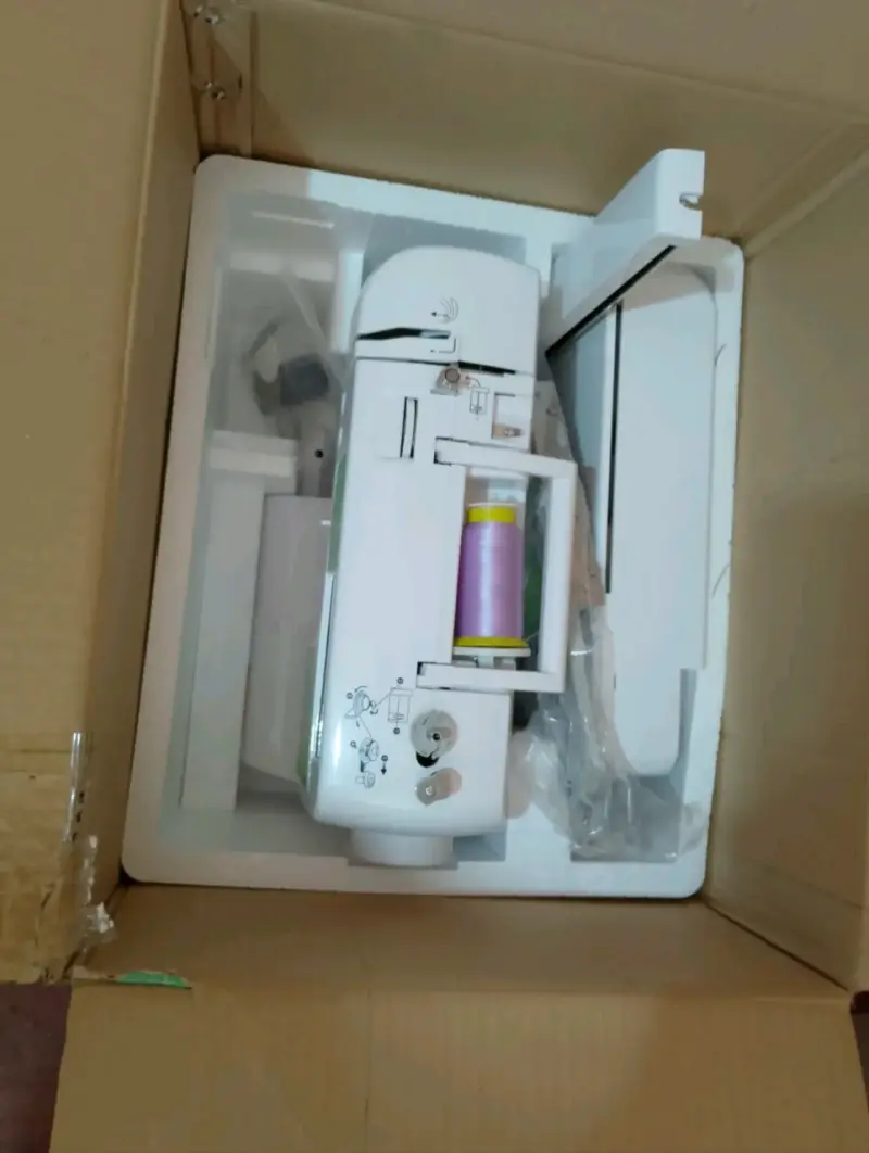 Máquina de bordar Bitop con caja original - 2