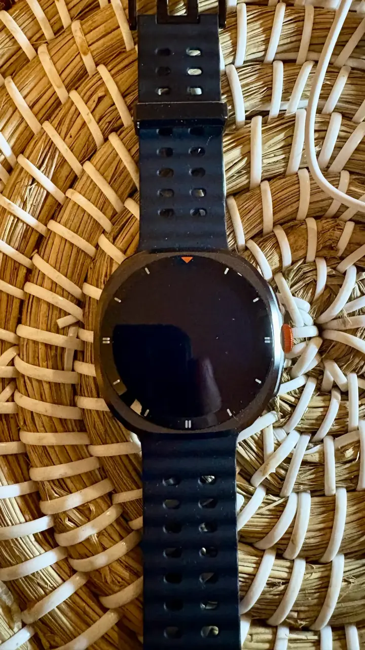 Reloj inteligente con cargador USB - 2