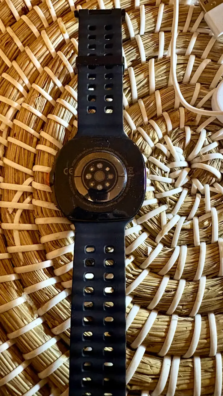 Reloj inteligente con cargador USB - 3