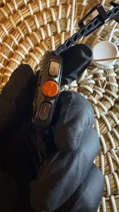 Reloj inteligente con cargador USB - miniatura 5